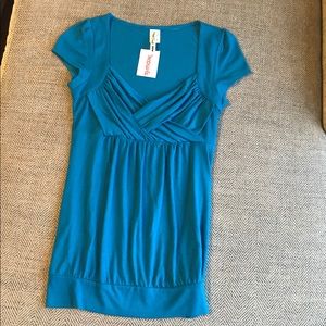 2/$20 sale Turquoise blue top sz medium